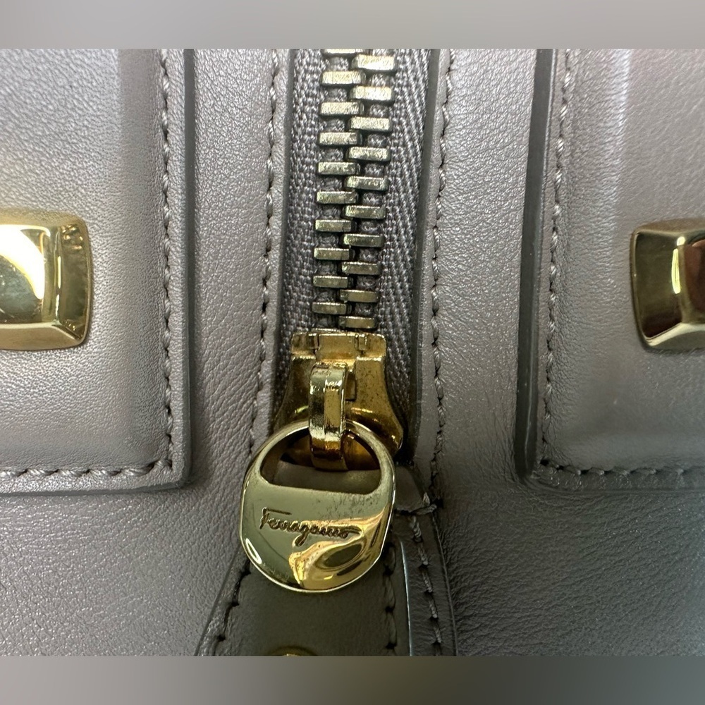 Salvatore Ferragamo Leather Bag double top handle Zipper Closure EUC - Picture 6 of 14